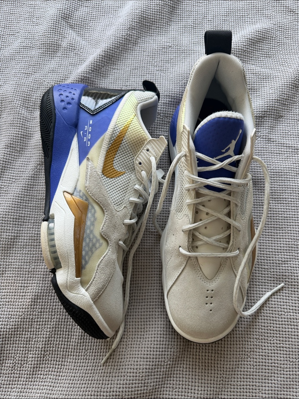 Nike Jordan Sneakers in Cream, Gold & Blue